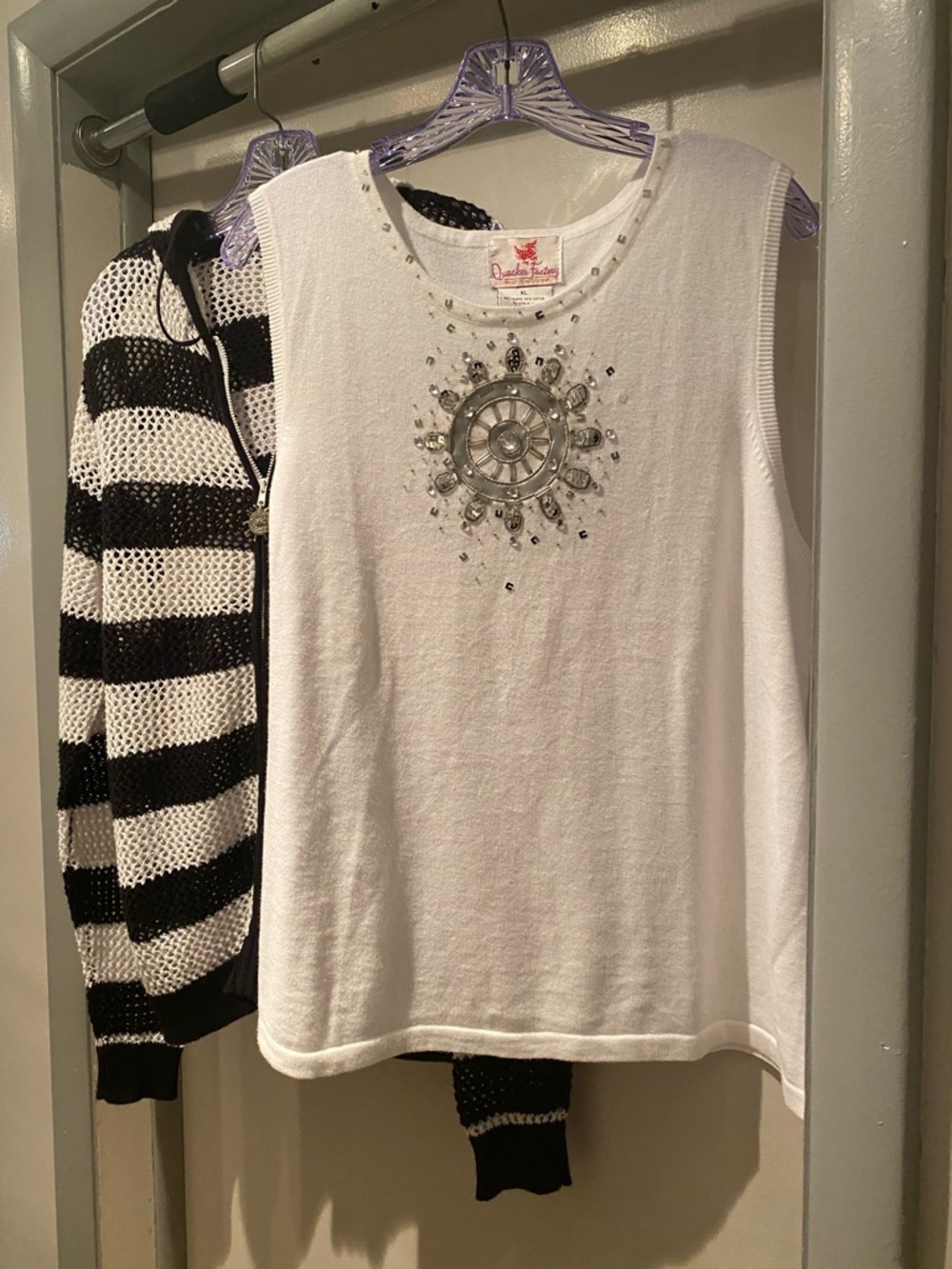 Quacker Factory White Sleeveless Embellished Tank Top matching jacket Nautical